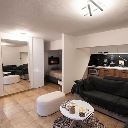 La Casa De Spyrakos Lägenhet Volos Exteriör bild