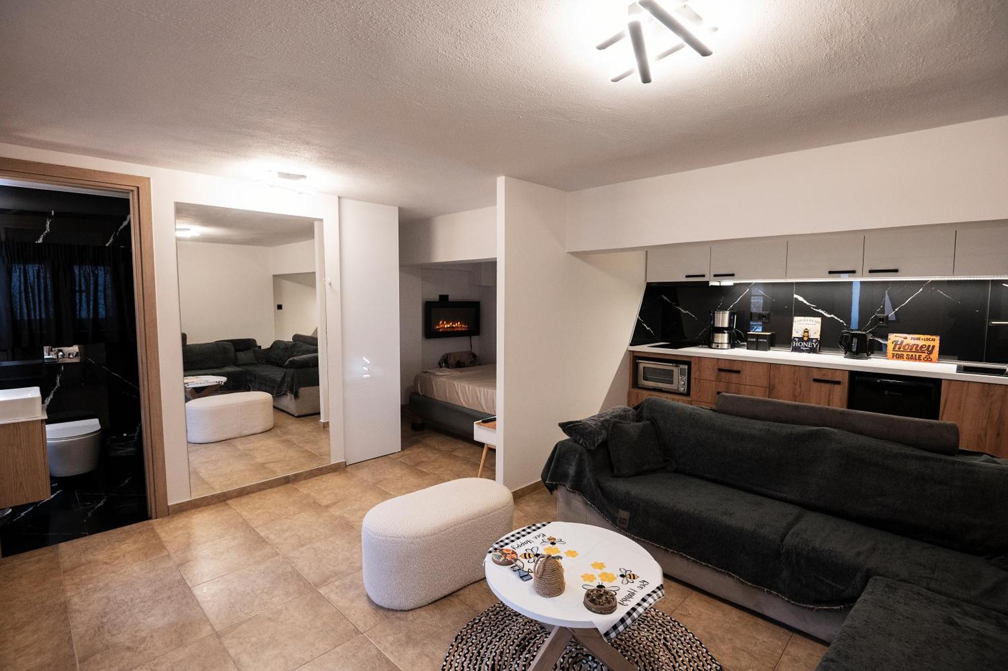 La Casa De Spyrakos Lägenhet Volos Exteriör bild