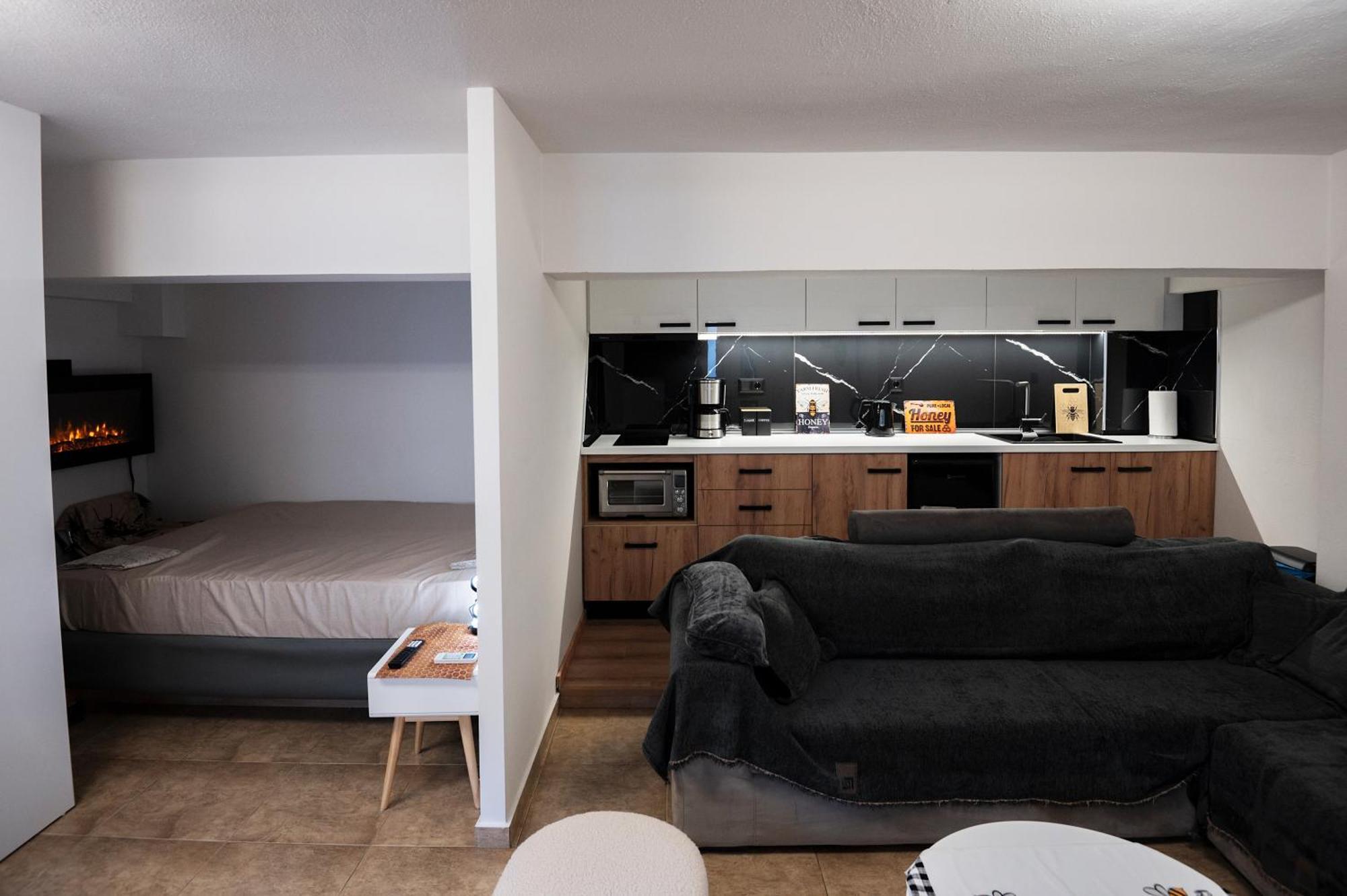 La Casa De Spyrakos Lägenhet Volos Exteriör bild